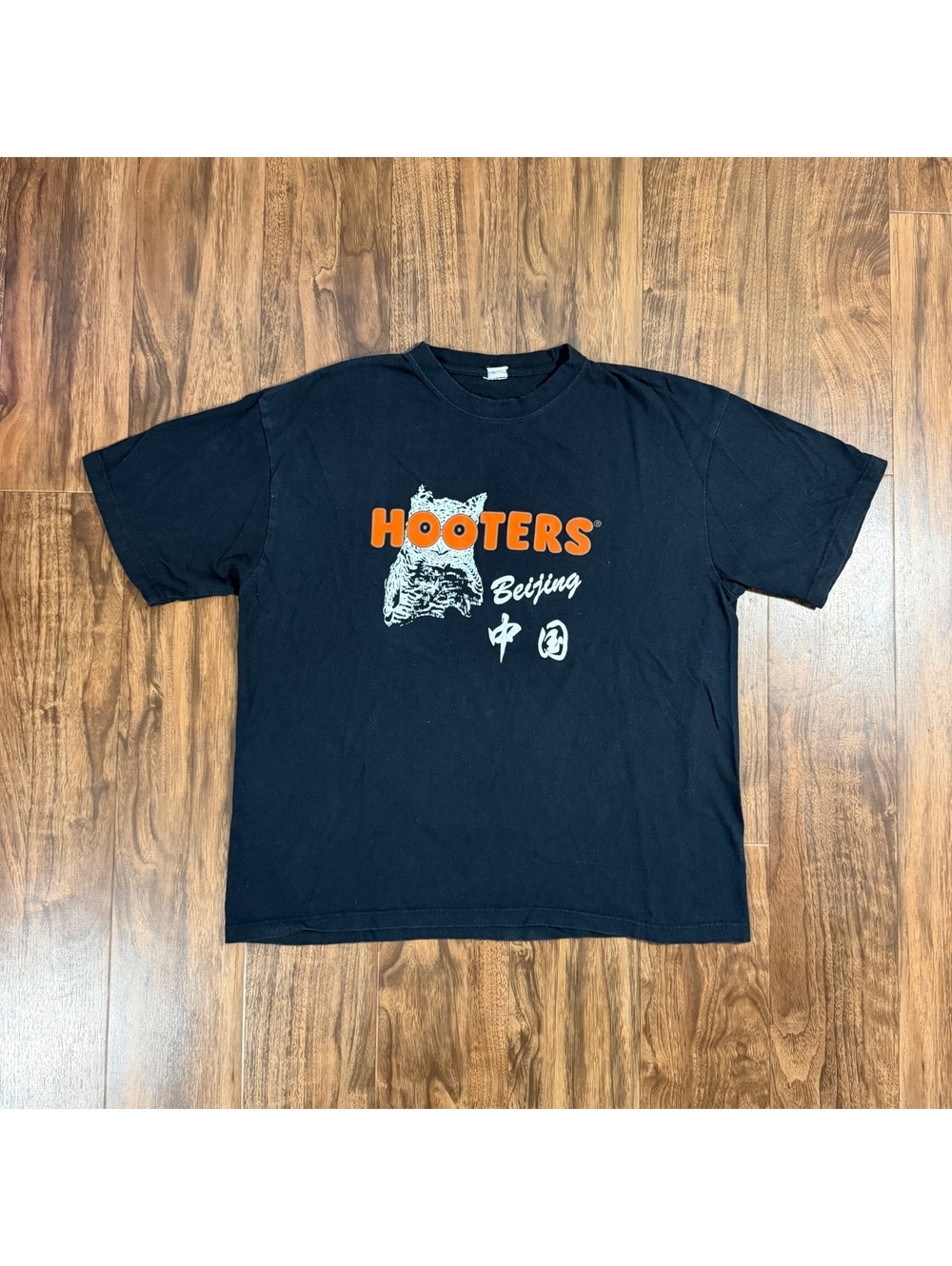 Vintage Y2K Hooters Beijing Graphic T Shirt China Black Double Sided Promo